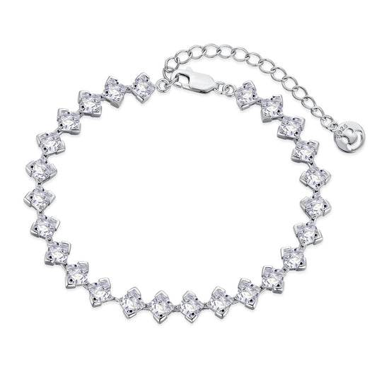 [OAK JURI]0.5 Carat Ornate Princess Cut Daily Bracelet