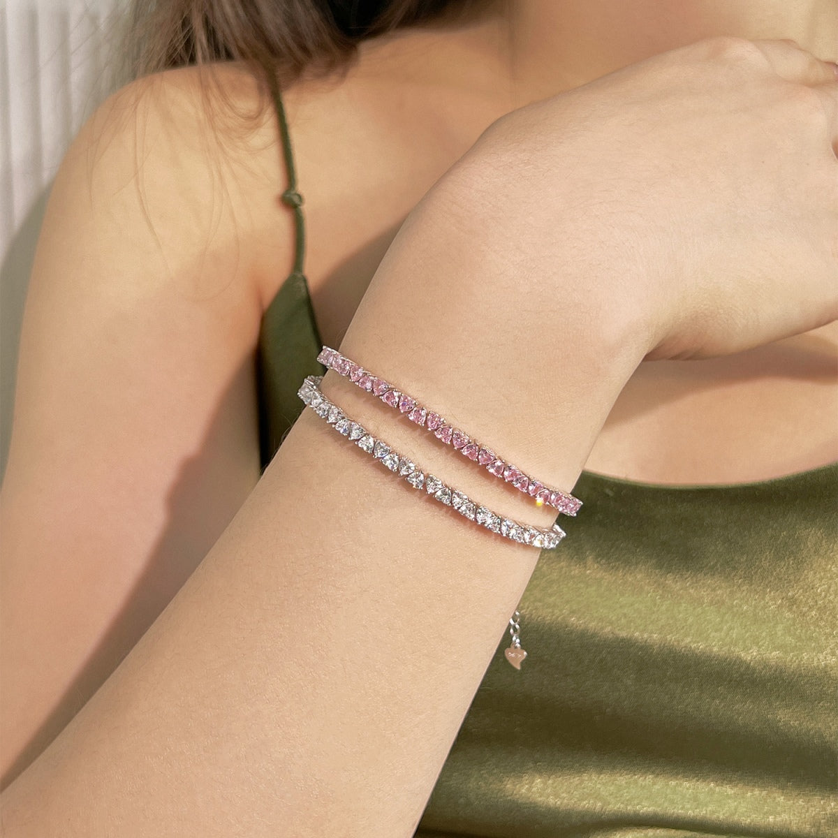 [OAK JURI]Dazzling Romantic Heart Shape Lover Bracelet