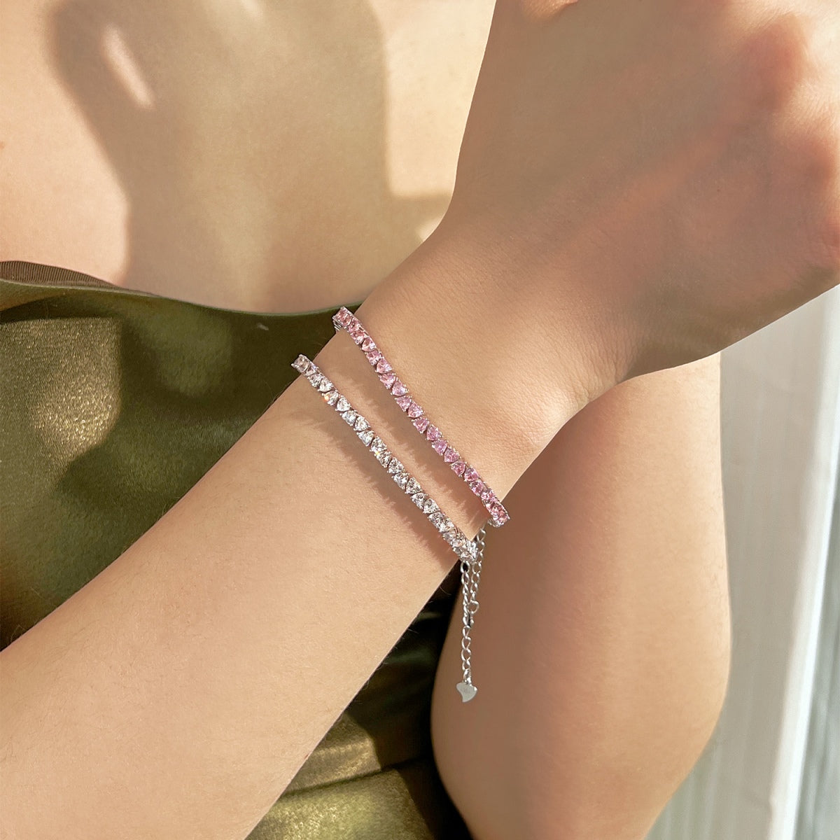 [OAK JURI]Dazzling Romantic Heart Shape Lover Bracelet