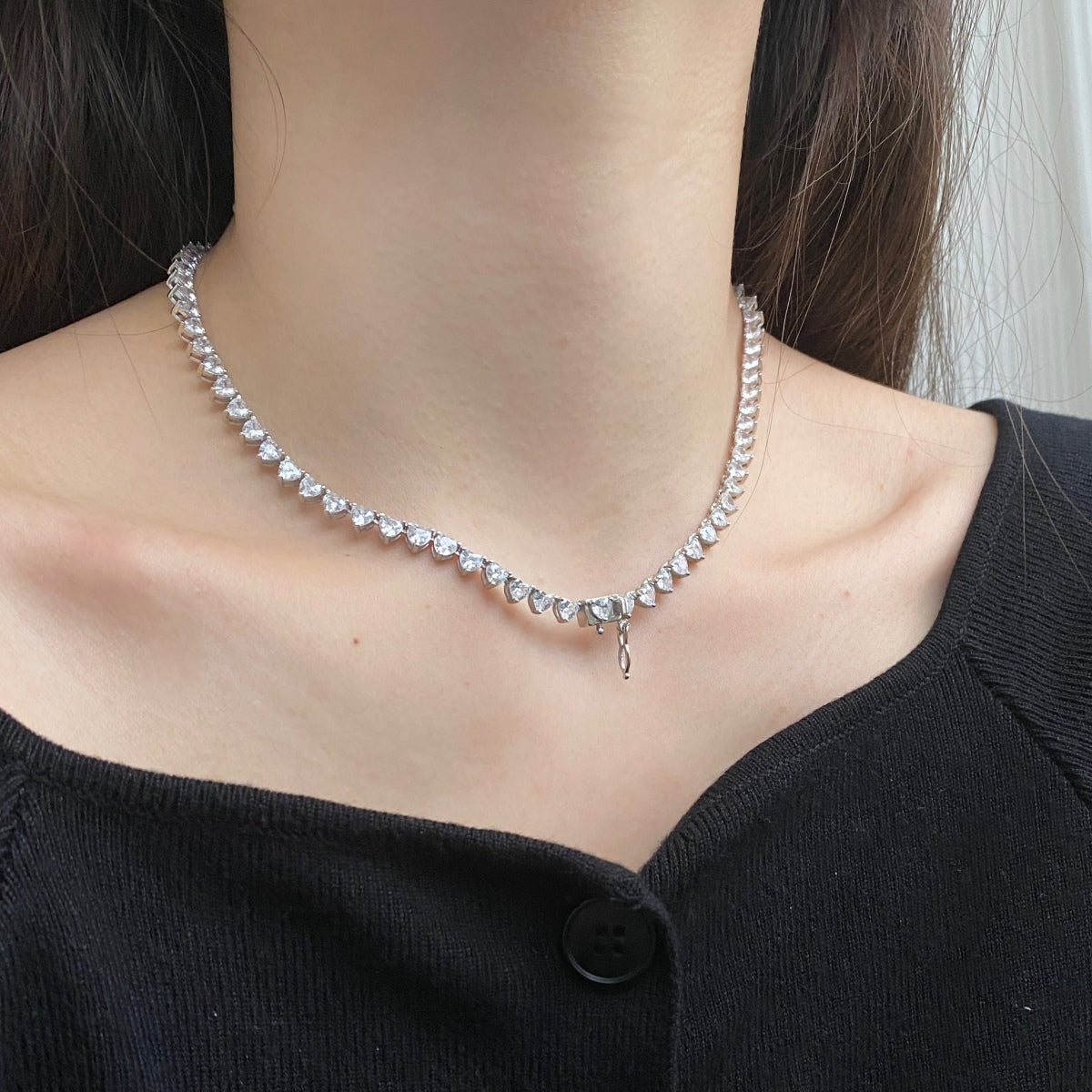 [OAK JURI]Ornate Heart Cut Tennis Necklace