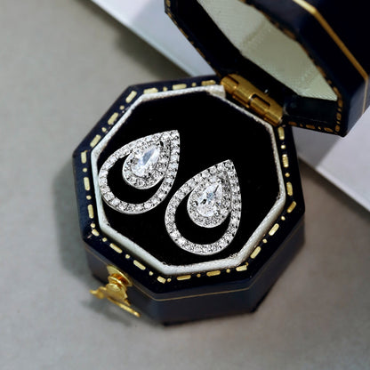 [OAK JURI]Sparkling Delicate Water Drop Shape Daily Earrings