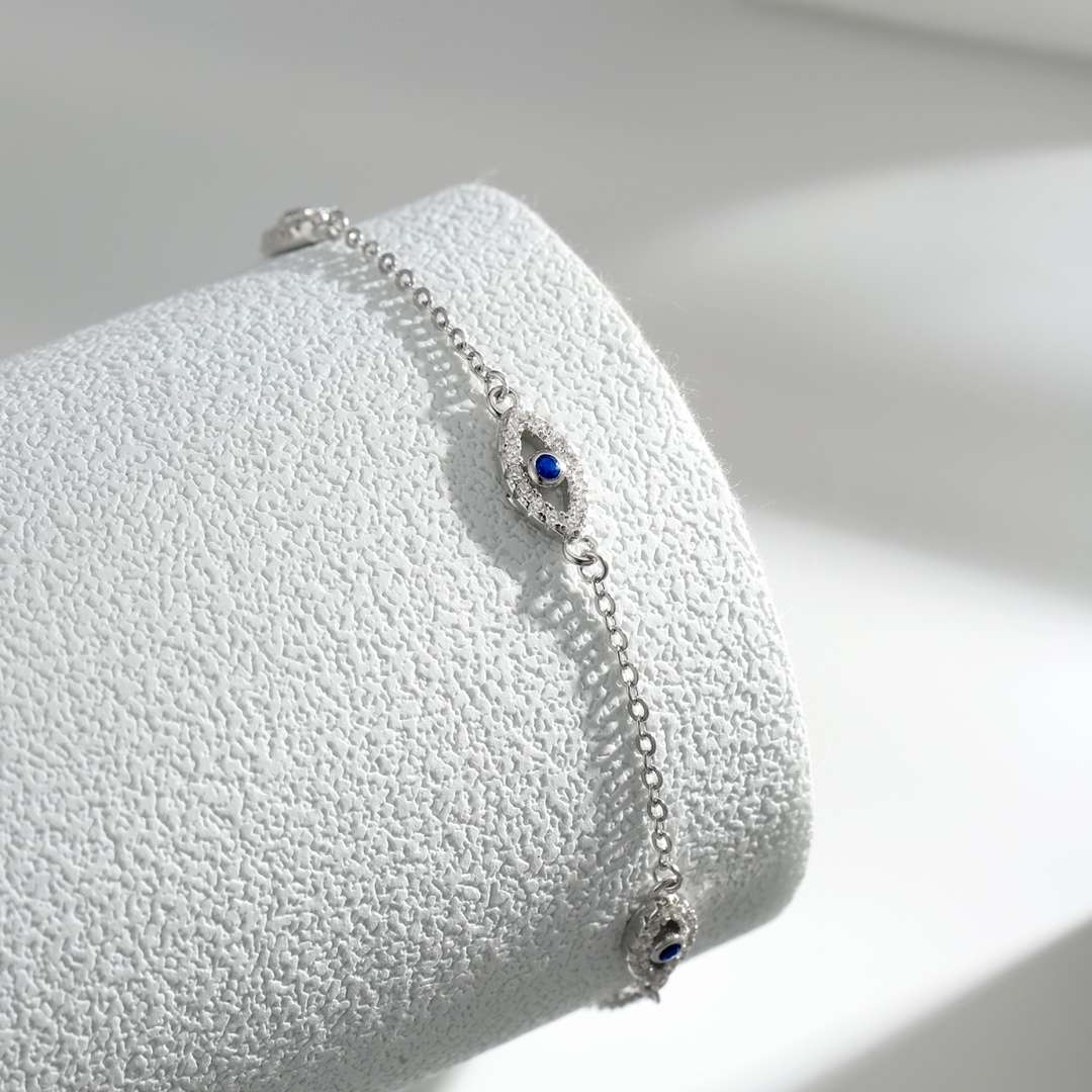 [OAK JURI]Evil Eye Shape Pendent Necklace