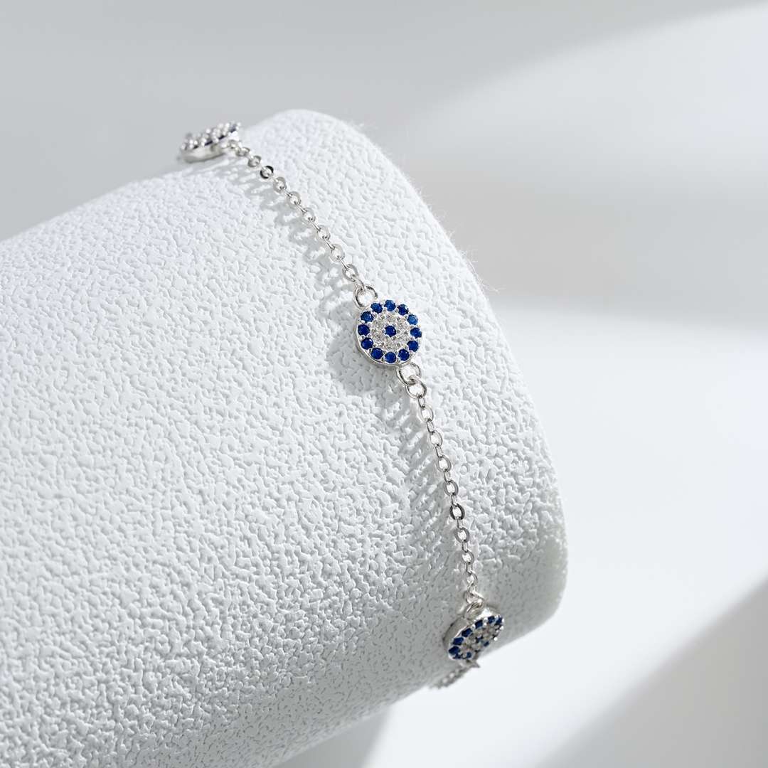 [OAK JURI]Delicate Round Shape Pendent Necklace