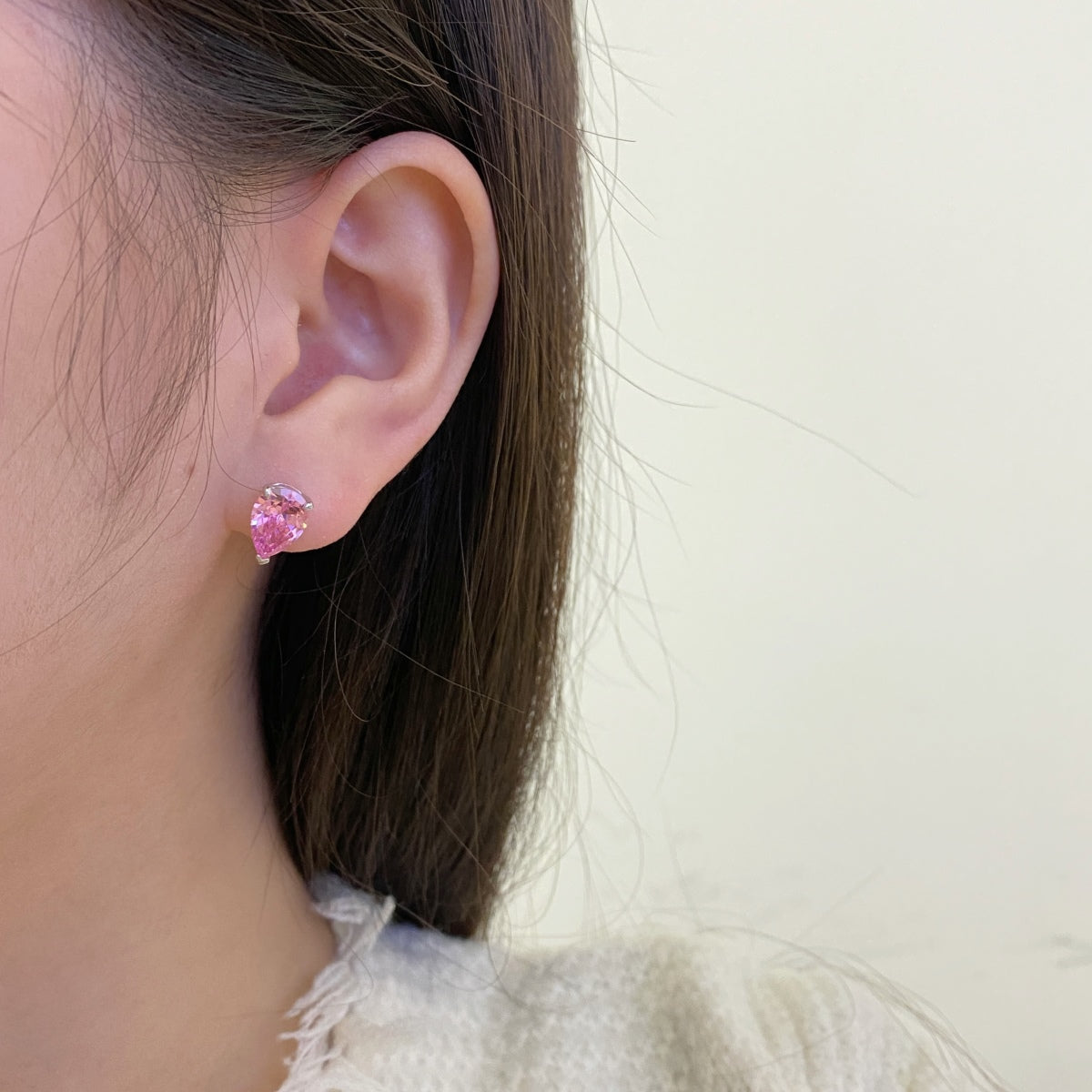 [OAK JURI]Ornate Water Drop Shape Earrings