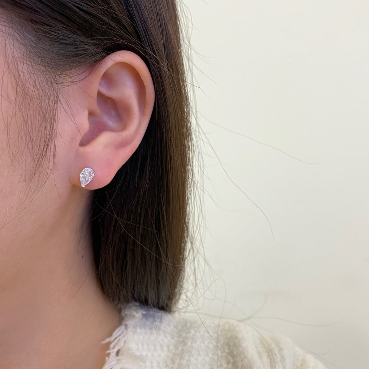 [OAK JURI]Ornate Water Drop Shape Earrings