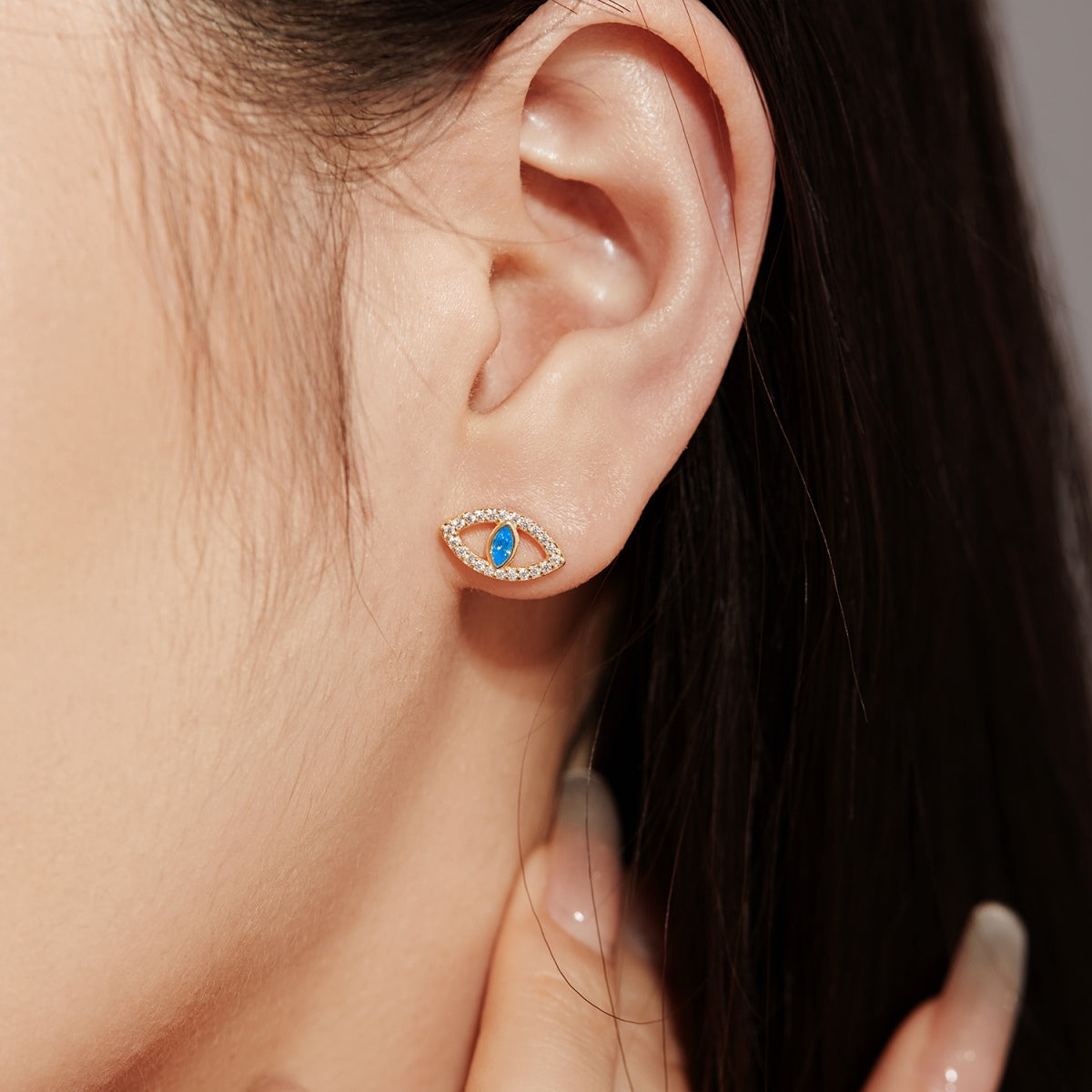 [OAK JURI]Blue Devil Eyes Hollow Stud Earrings