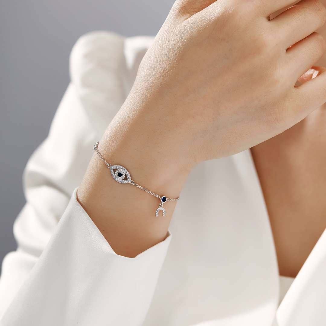 [OAK JURI]Dainty Eye Shape Necklace
