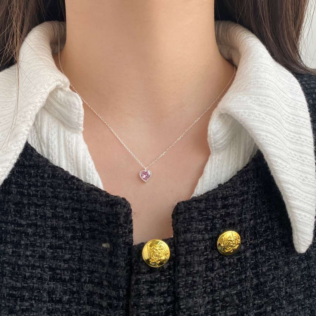 [OAK JURI]Ornate Heart Shape Necklace