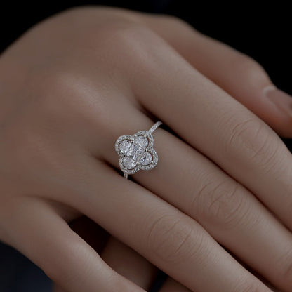 [OAK JURI]Luxurious Eternity Flower Shape Banquet Ring