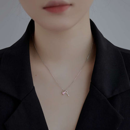 [OAK JURI]Unique Heart Shape Key Pendent Necklace