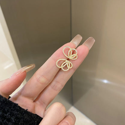 [OAK JURI]Exquisite Butterfly Shape Earrings