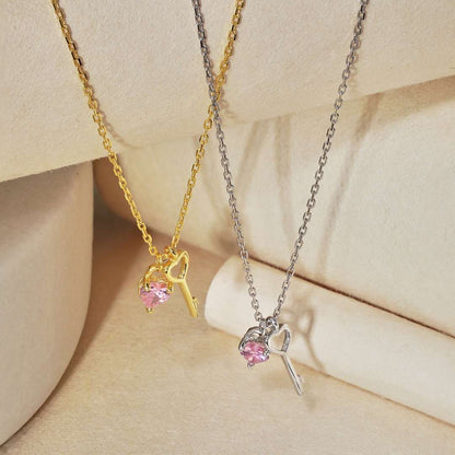 [OAK JURI]Unique Heart Shape Key Pendent Necklace