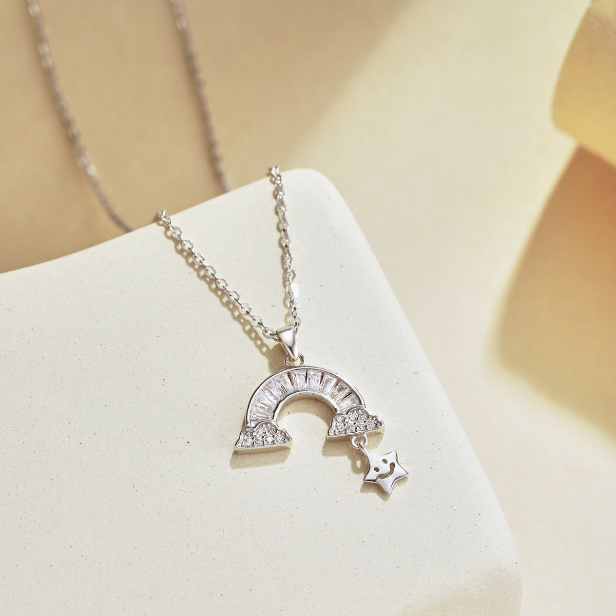 [OAK JURI]Unique Rainbow Star Necklace