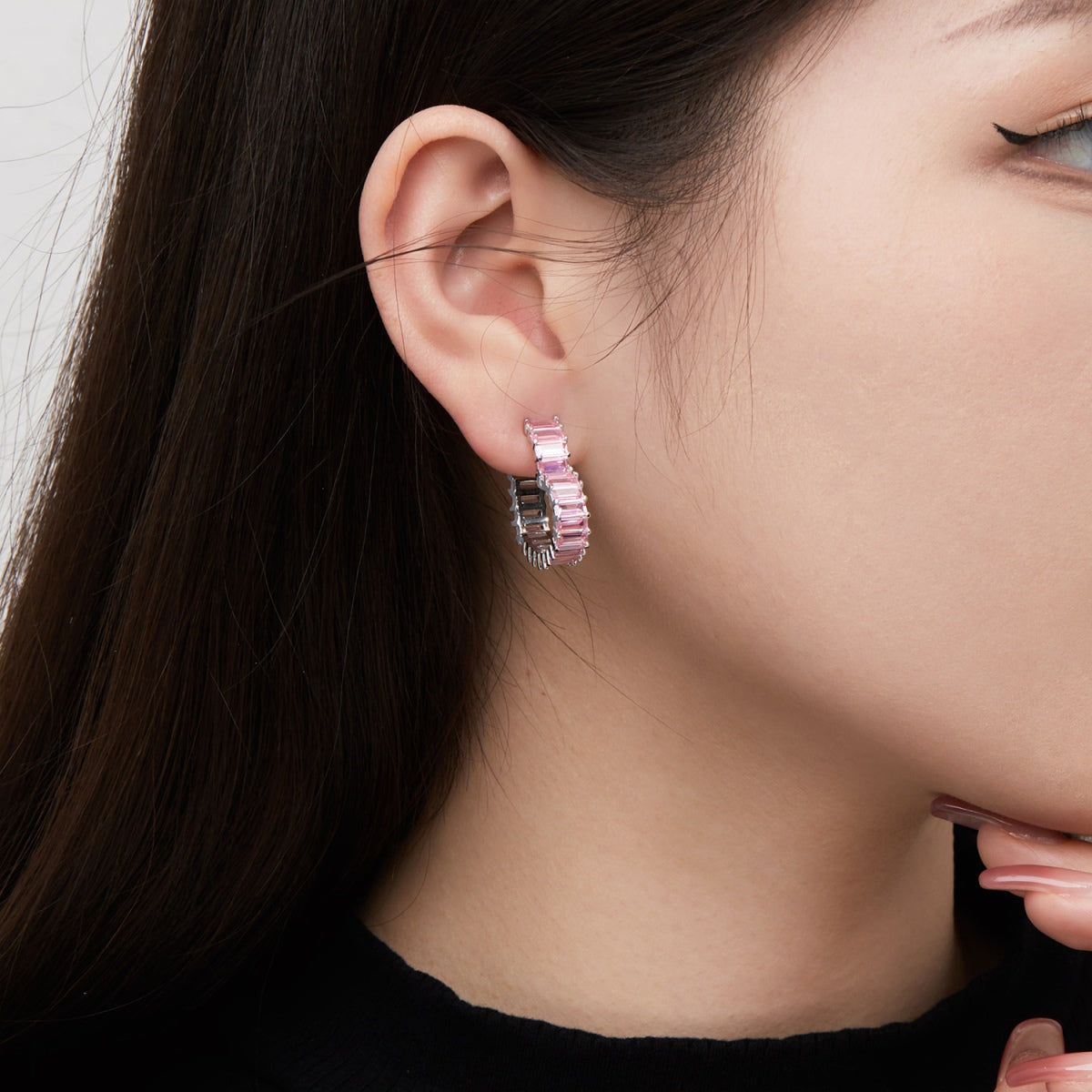 [OAK JURI]Radiant Heart Cutout Earrings