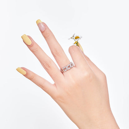 [OAK JURI]Sparkling Vibrant Emerald Cut Daily Ring