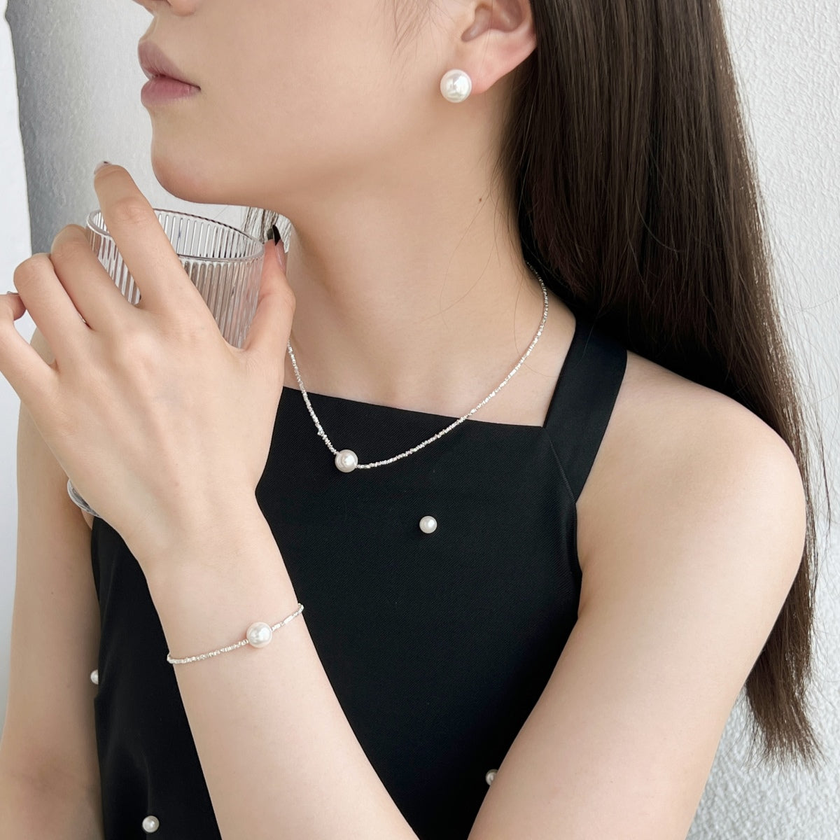 [OAK JURI]Delicate Pearl Earrings