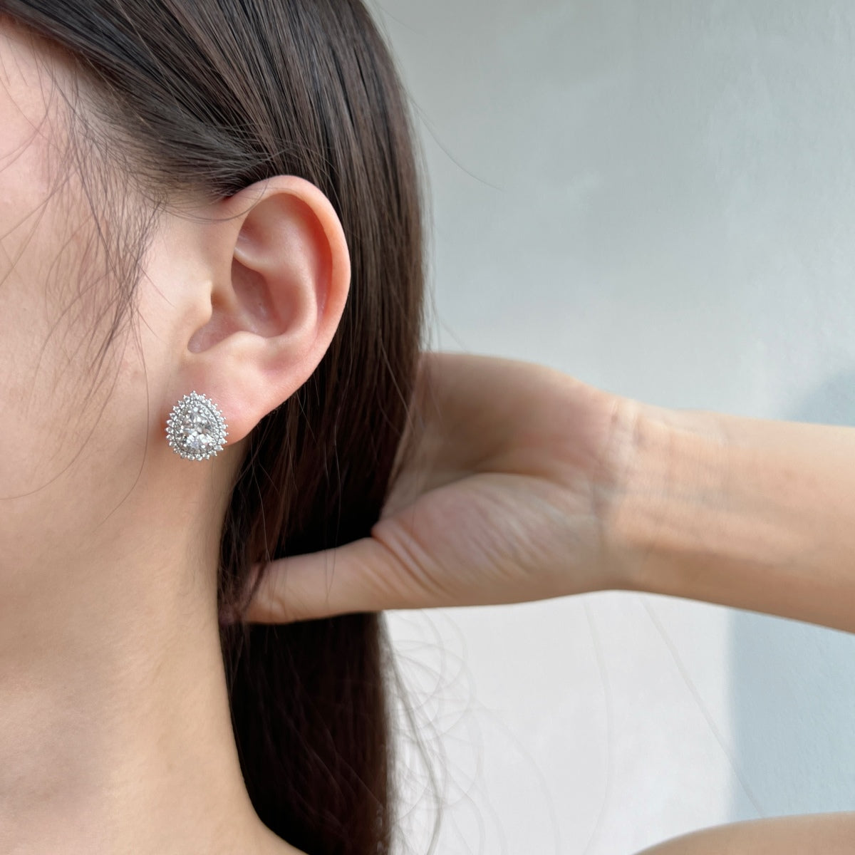 [OAK JURI]Delicate Gorgeous Pear Cut Daily Earrings