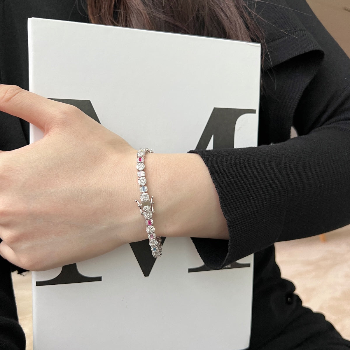 [OAK JURI]Dazzling Radiant Multi Cut Daily Bracelet