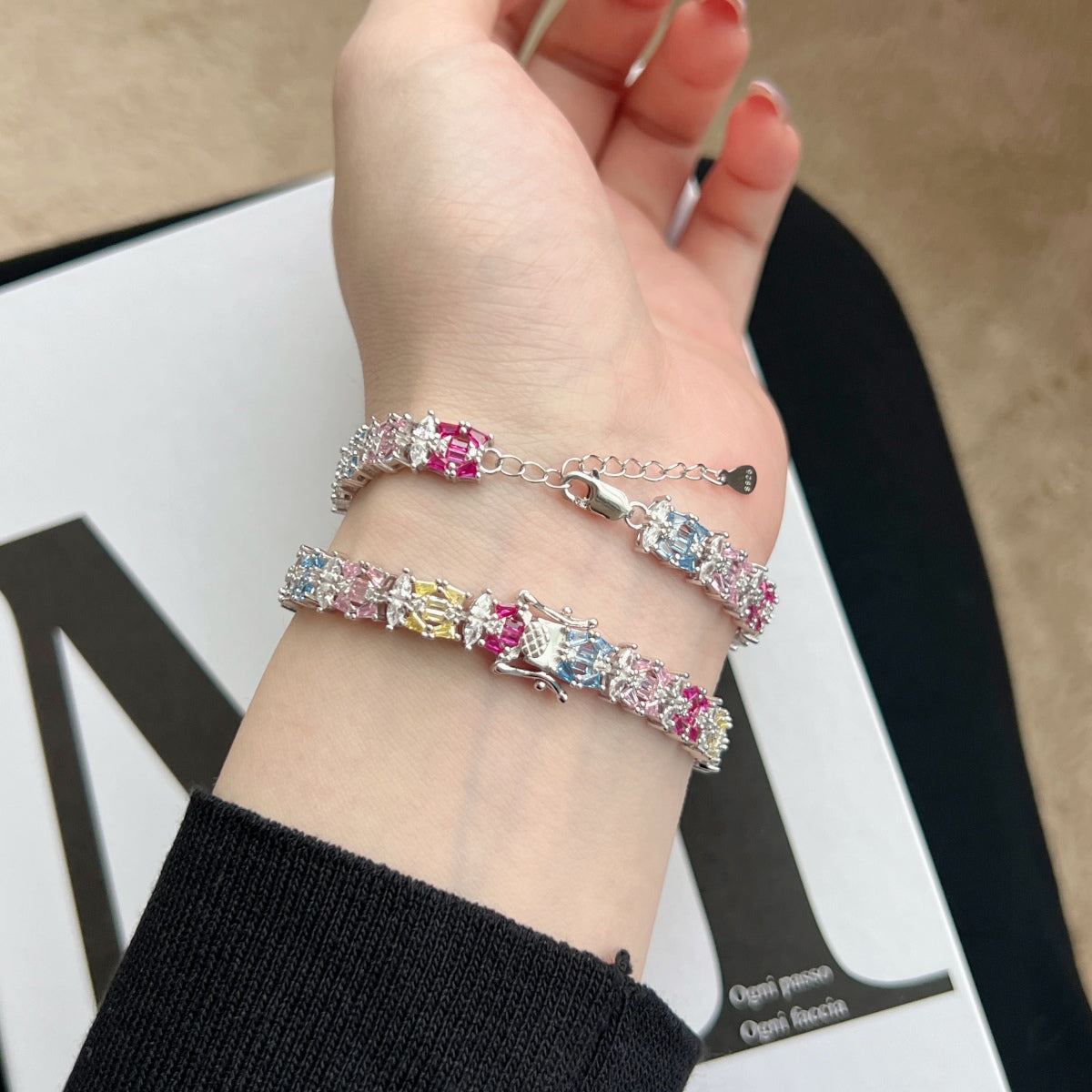 [OAK JURI]Delicate Colorful Multi Cut Party Bracelet