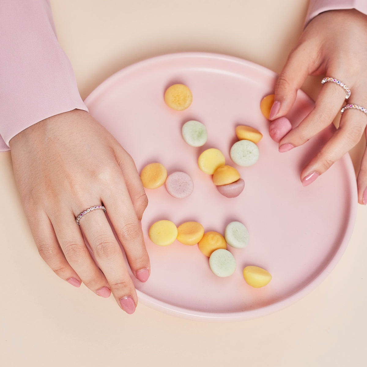 [OAK JURI]Radiant Sparkling Round Cut Daily Ring