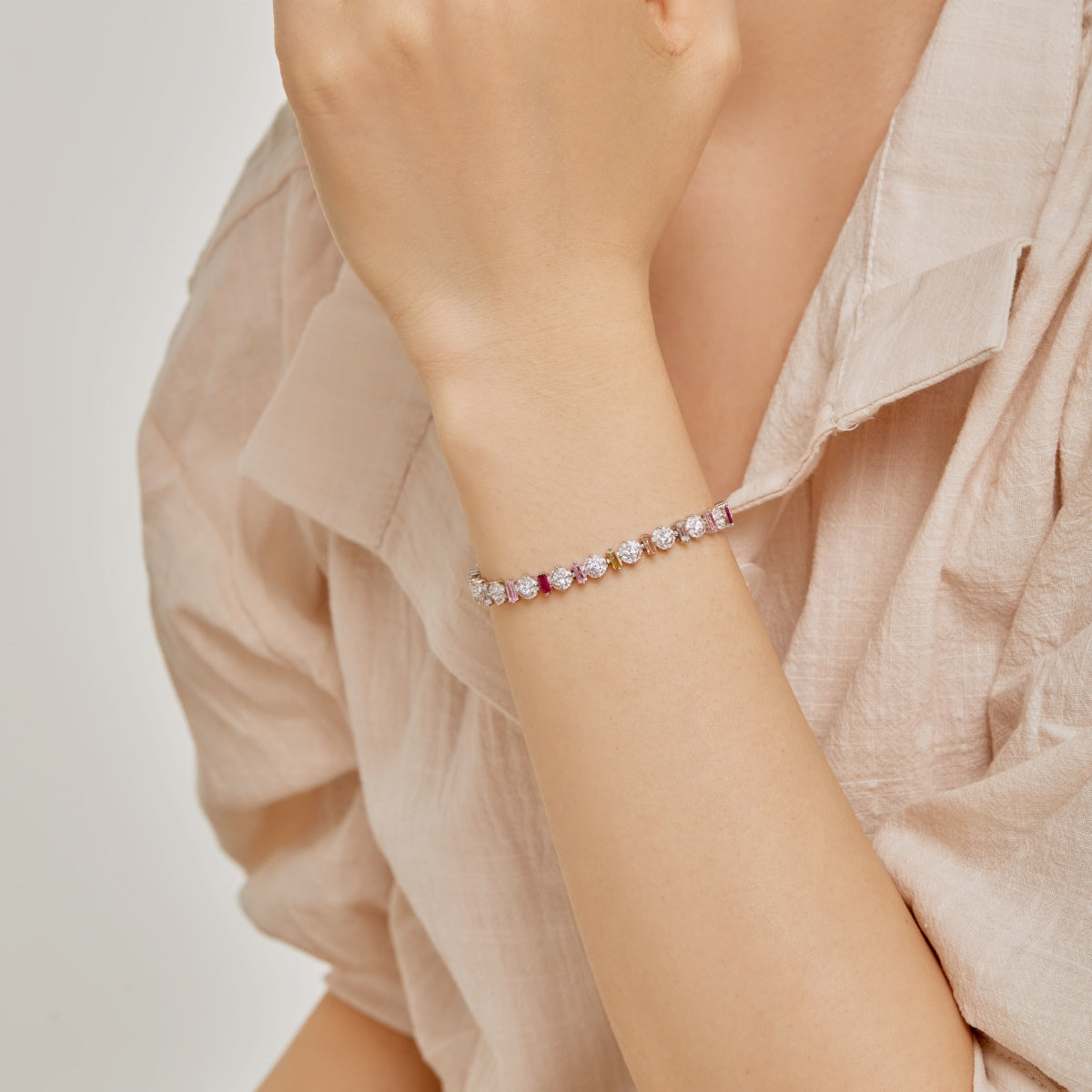 [OAK JURI]Radiant Colorful Round Shape Daily Bracelet