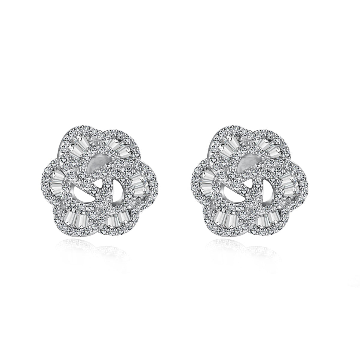 [OAK JURI]Exquisite Flower Shape Daily Earrings