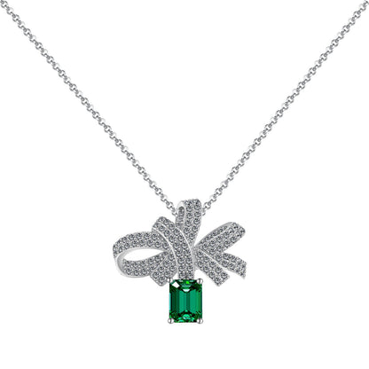 [OAK JURI]Luxurious Flower Shape Emerald Cut Necklace