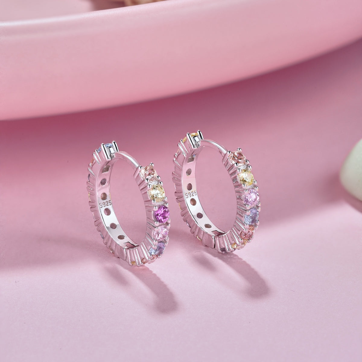 [OAK JURI]Radiant Colorful Round Cut Earrings