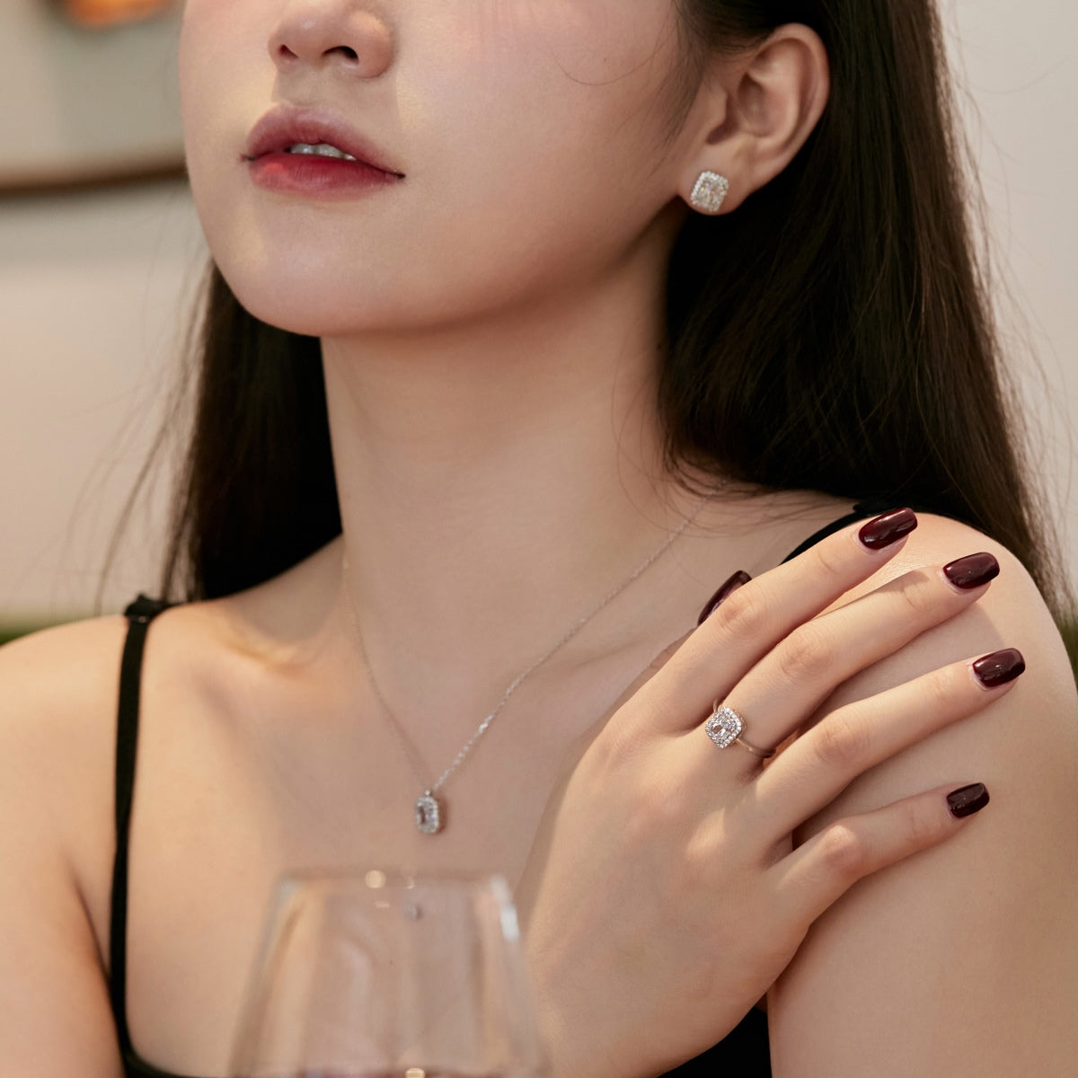 [OAK JURI]1.0 Carat Luxurious Dainty Emerald Cut Daily Earrings