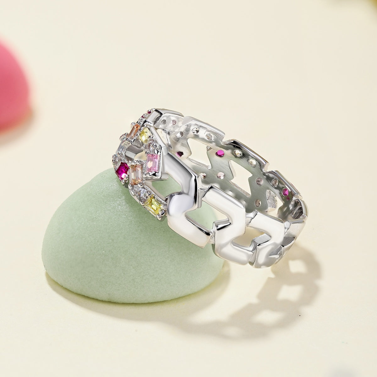 [OAK JURI]Sparkling Vibrant Emerald Cut Daily Ring
