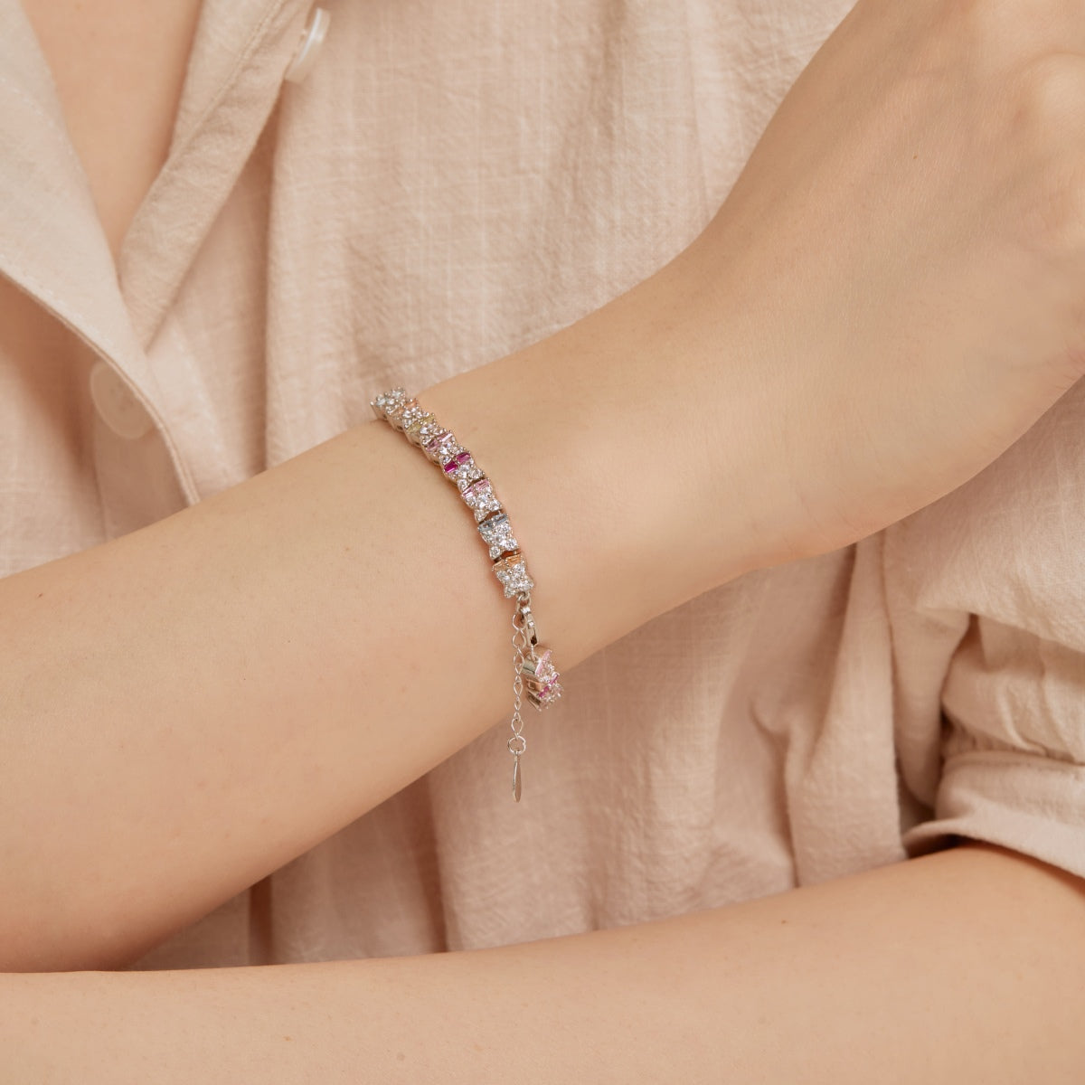 [OAK JURI]Unique Colorful Flower Shape Daily Bracelet