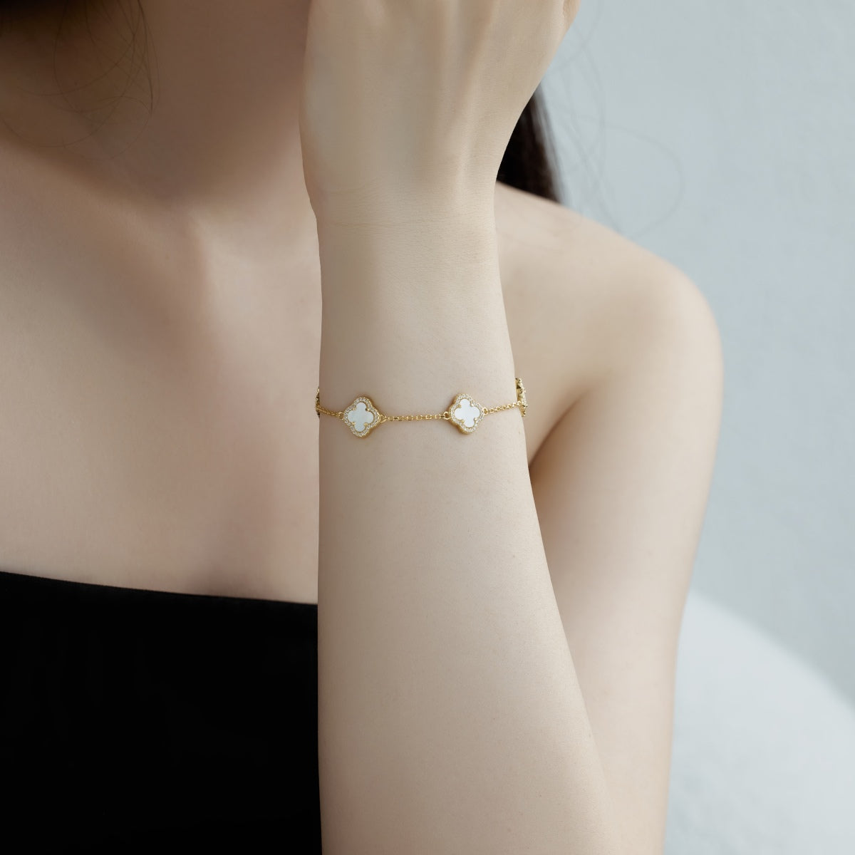 [OAK JURI]Four-Leaf Clover Exquisite Bracelet