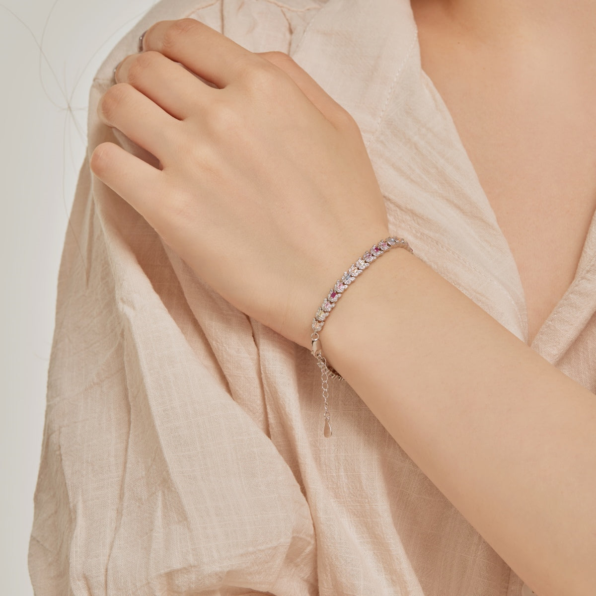 [OAK JURI]Delicate Colorful Multi Cut Daily Bracelet