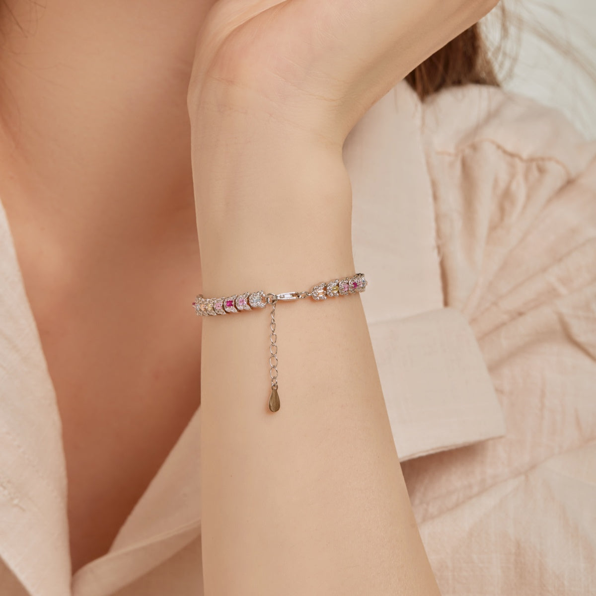 [OAK JURI]Delicate Colorful Multi Cut Daily Bracelet