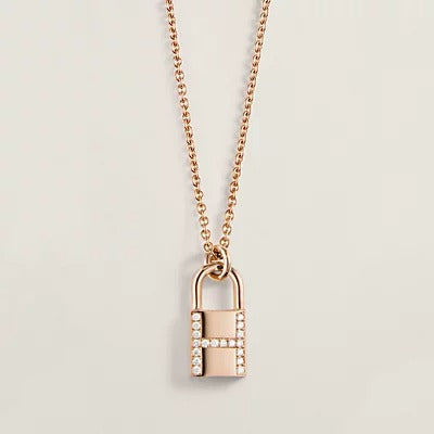 [OAK JURI]HM ADVANCED NICHE LOCK HEAD NECKLACE DIAMONDS