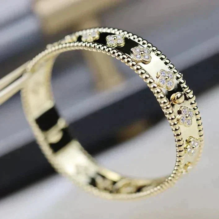 [OAK JURI]CLOVER BRACELET 8MM DIAMONDS