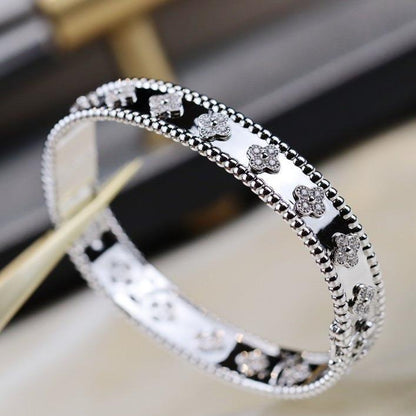 [OAK JURI]CLOVER BRACELET 8MM DIAMONDS