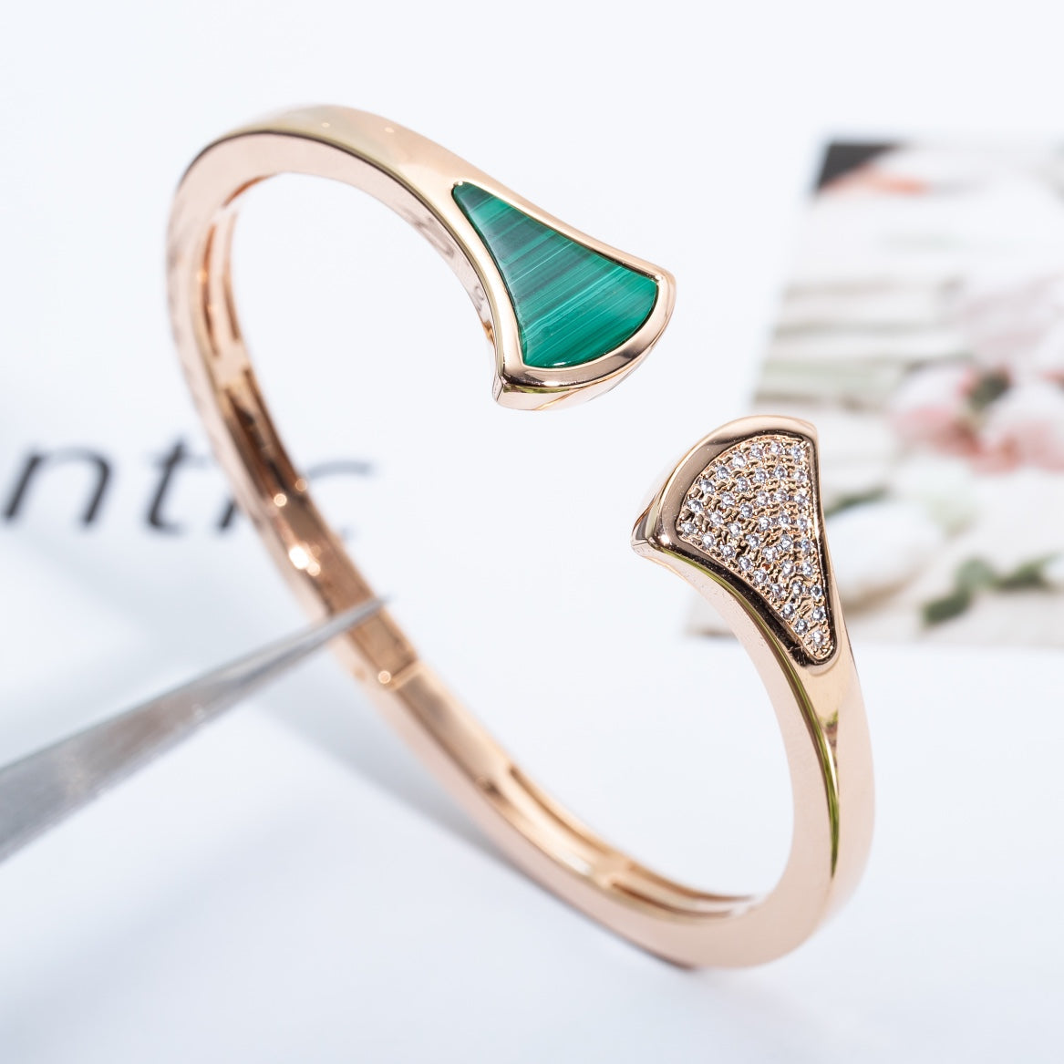 [OAK JURI]DREAM BRACELET OPEN MALACHITE PINK GOLD