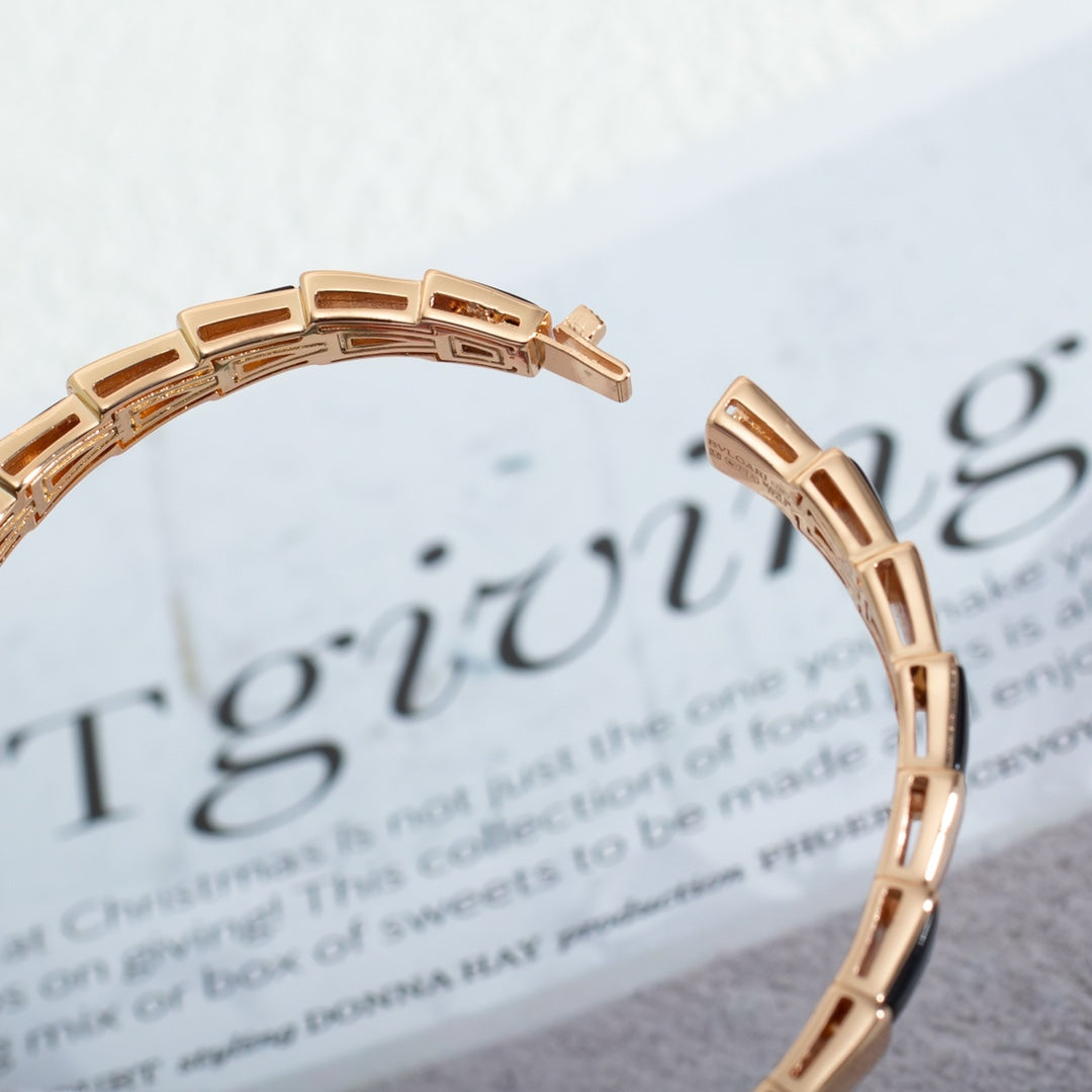 [OAK JURI]SERPENTI BRACELET PINK GOLD ONYX