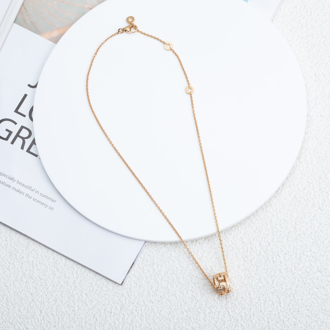 [OAK JURI]PARENTESI NECKLACE PINK GOLD DIAMOND