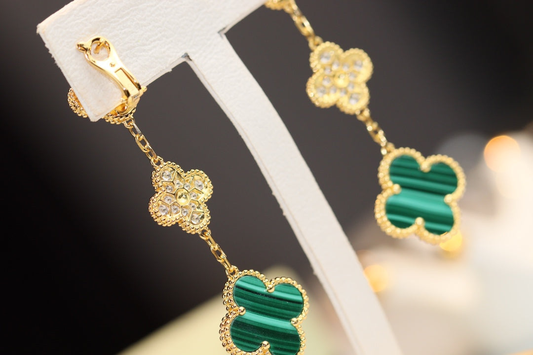 [OAK JURI]CLOVER EARRINGS GOLD MALACHITE DIAMOND 3 MOTIF