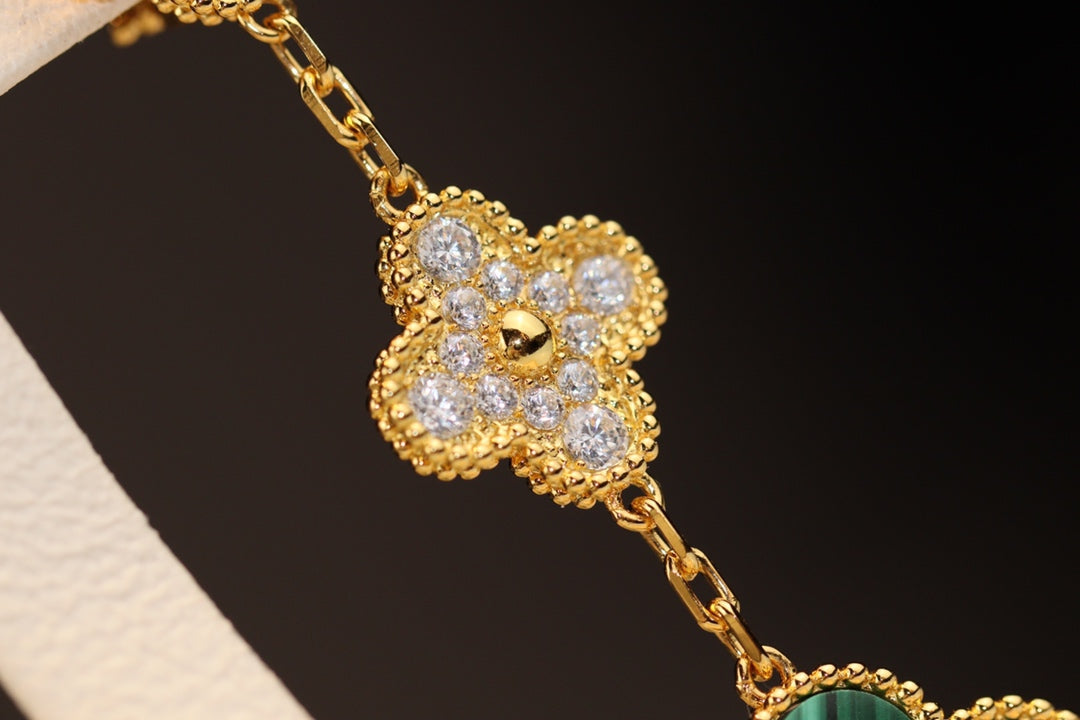 [OAK JURI]CLOVER EARRINGS GOLD MALACHITE DIAMOND 3 MOTIF