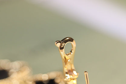 [OAK JURI]CLOVER EARRINGS GOLD ONYX MOP 3 MOTIF