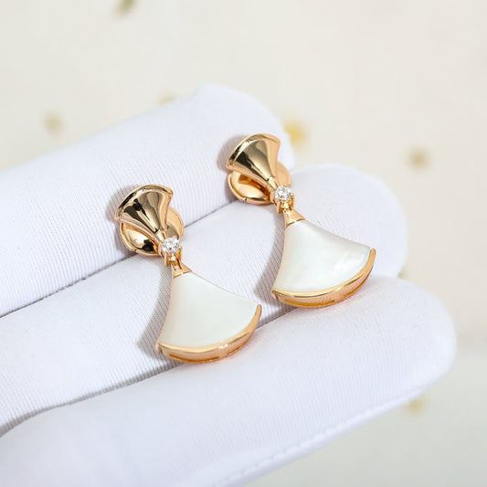 [OAK JURI]DREAM MOP PINK GOLD EARRINGS