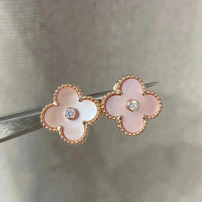 [OAK JURI]CLOVER MEDIUM 1 MOTIFS  PINK MOP DIAMOND EARRINGS