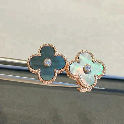 [OAK JURI]CLOVER MEDIUM 1 MOTIFS GRAY MOP  DIAMOND EARRINGS