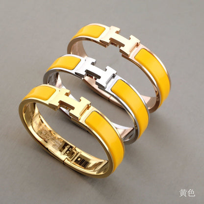 [OAK JURI]H YELLOW BRACELET