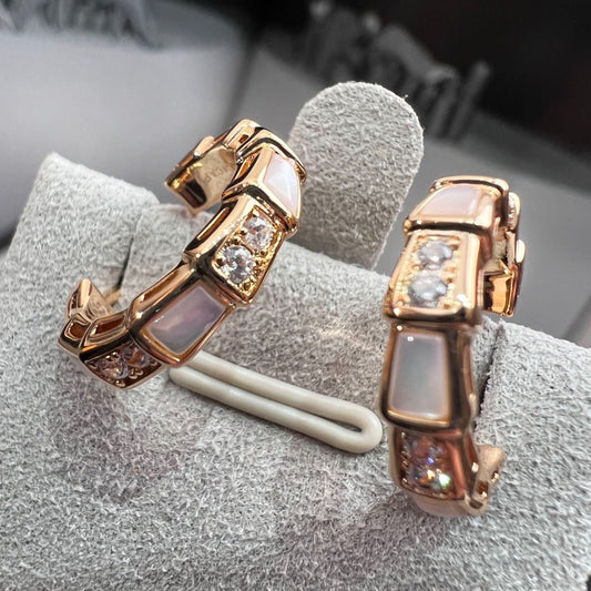 [OAK JURI]SERPENTI MOP PINK GOLD EARRINGS