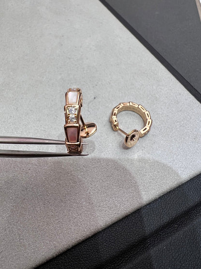 [OAK JURI]SERPENTI MOP PINK GOLD EARRINGS