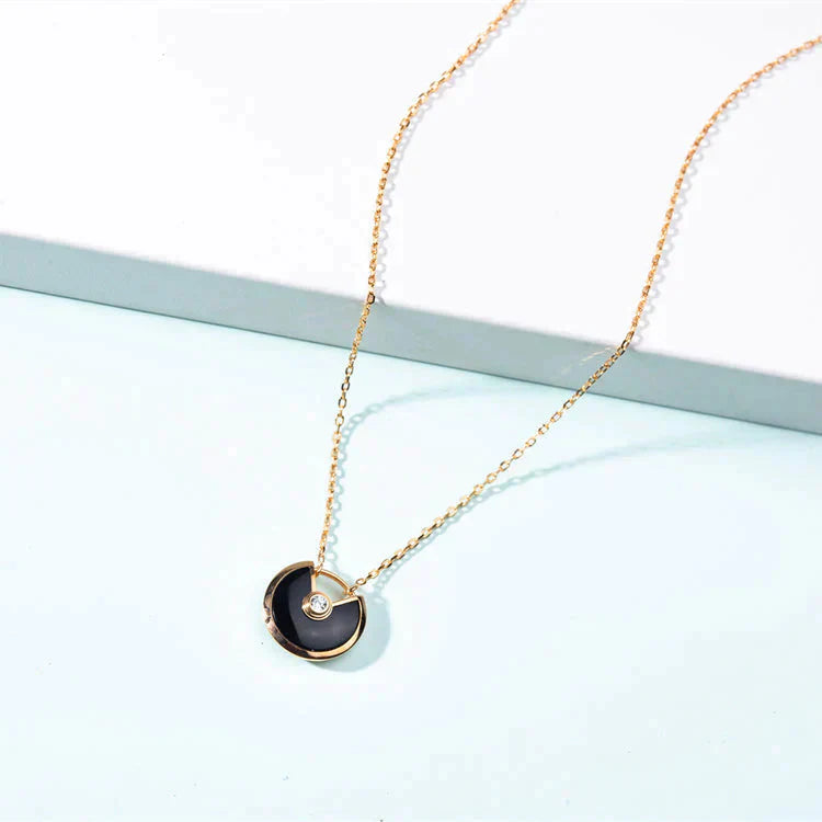 [OAK JURI]AMULETTE GOLD CARNELIAN ONYX NECKLACE
